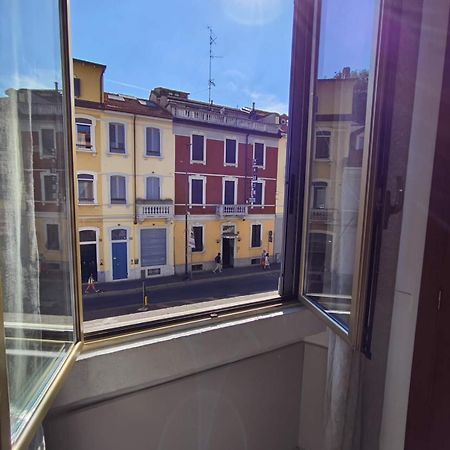 Hotel Mondial Milánó Kültér fotó