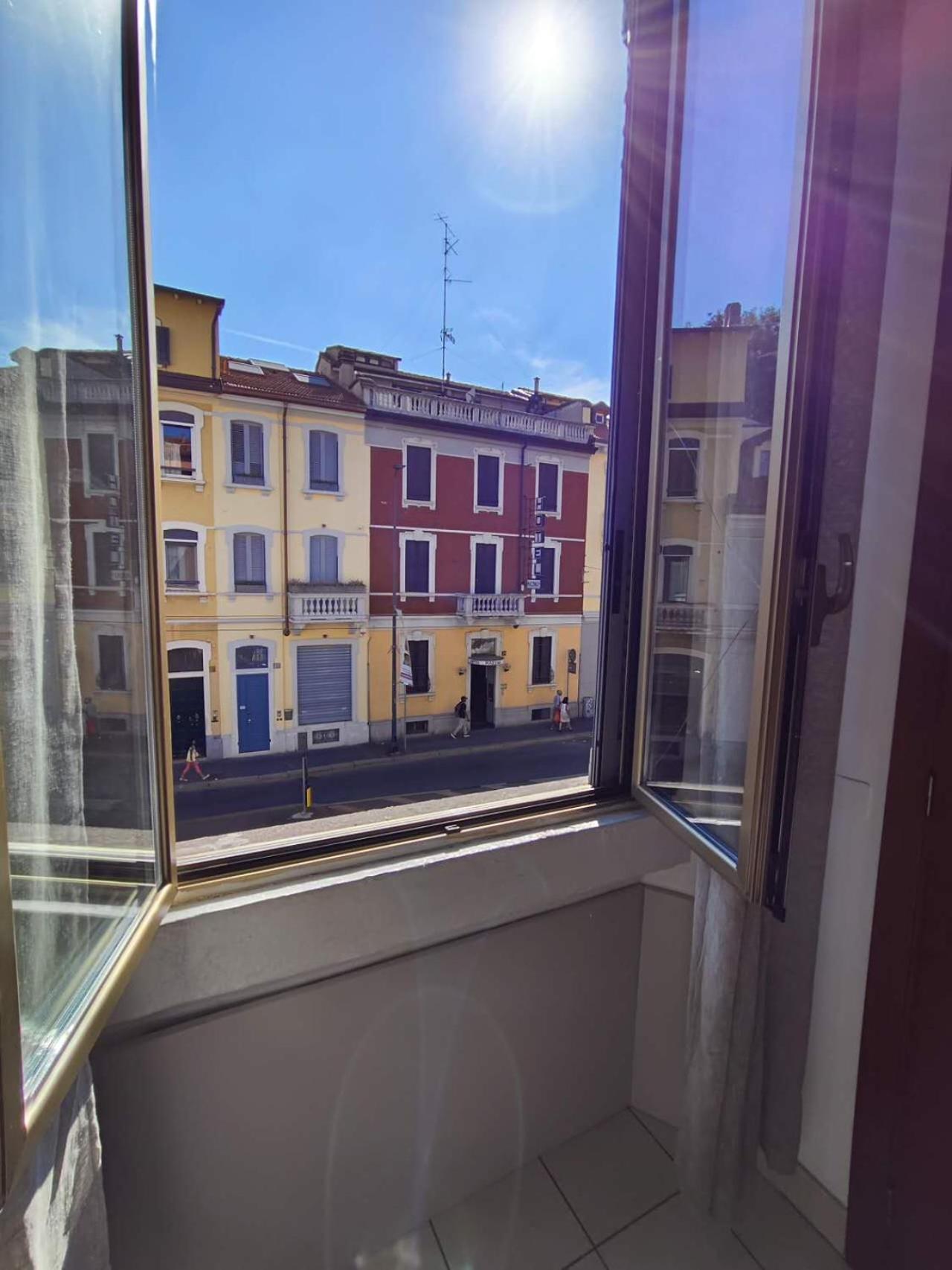 Hotel Mondial Milánó Kültér fotó
