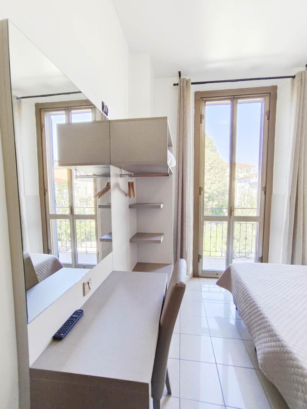 Hotel Mondial Milánó Kültér fotó